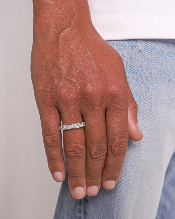 BAGUETTE RING - WHITE GOLD